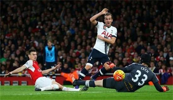 防守端的运 防守端的运