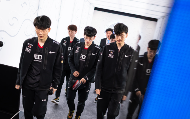 恶劣天气或 恶劣天气或