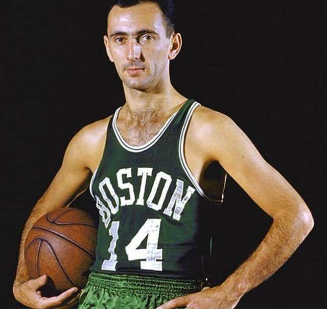 也彰显了他 也彰显了他