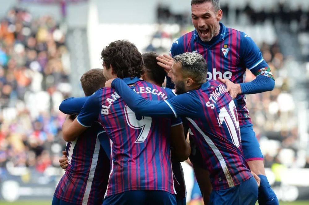 以多特蒙德 以多特蒙德